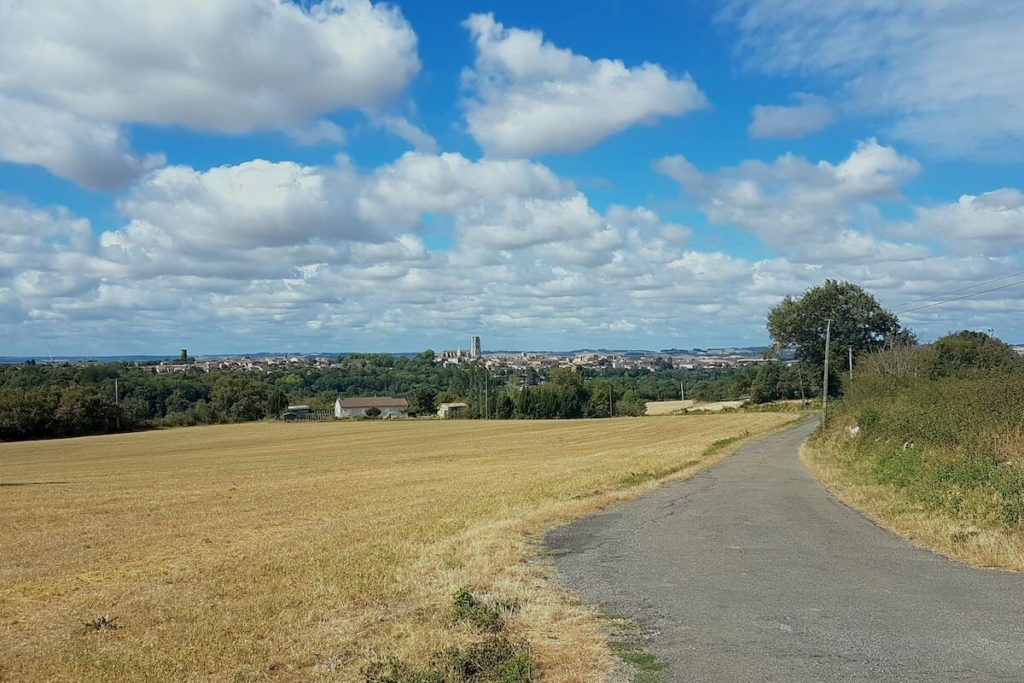 Paysage avec route